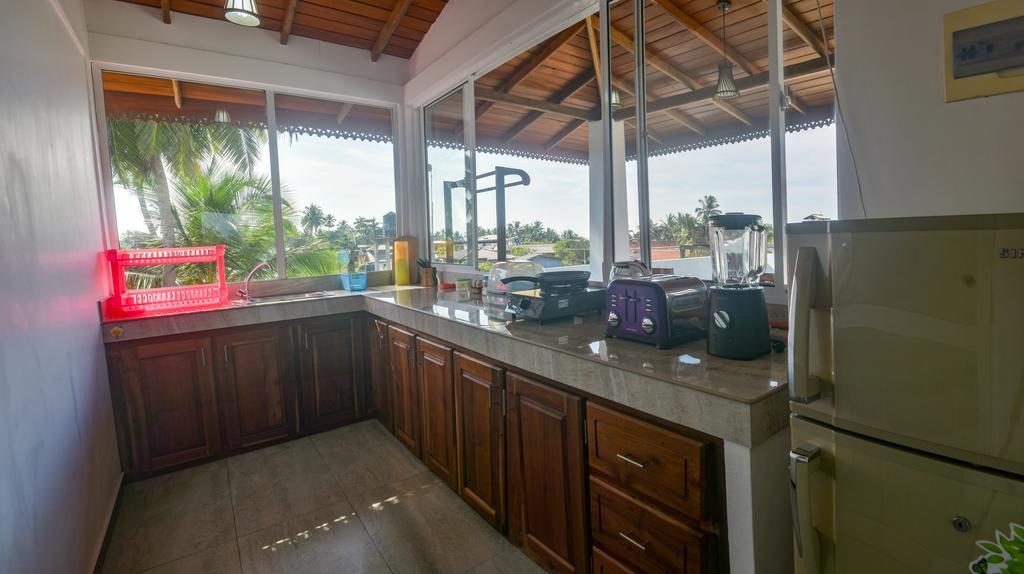 Ravi Villa Hikkaduwa Extérieur photo
