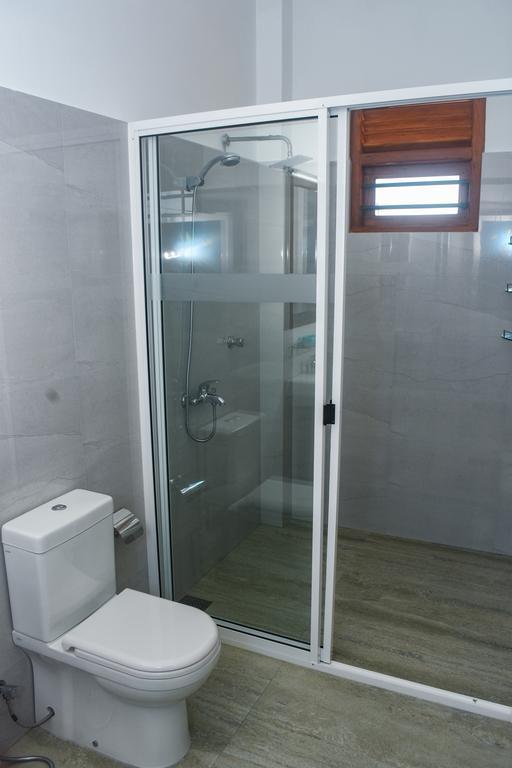 Ravi Villa Hikkaduwa Extérieur photo