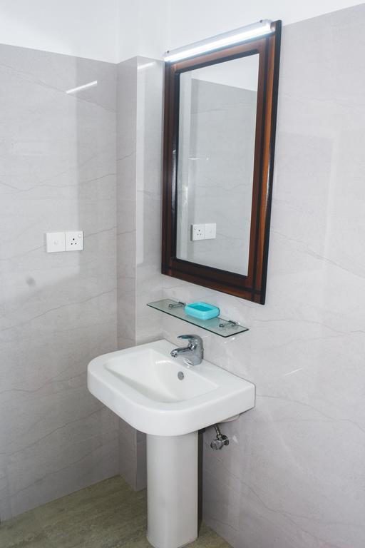 Ravi Villa Hikkaduwa Extérieur photo